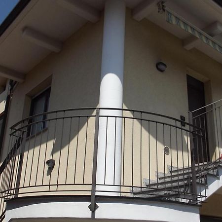 Yellow House Cir 12040 Cassano Magnago Ngoại thất bức ảnh